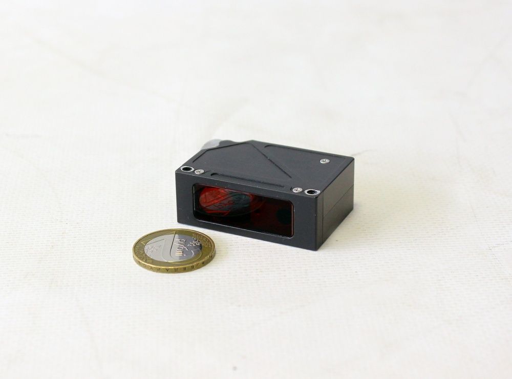 Sensores Laser Compactos para curtas distncias (verses de 6mm a 100mm).